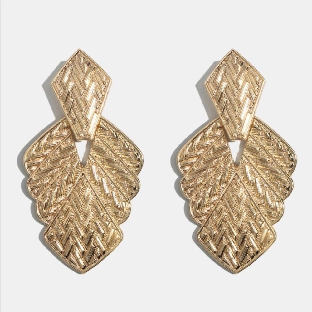 ✨Gold Statement Earrings✨